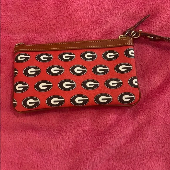 Dooney & Bourke Red Georgia Bulldog wristlet bag - Picture 3 of 6